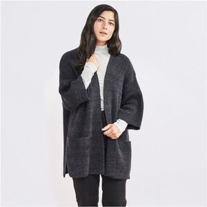 Coyuchi  Arroyo Organic Cotton Kimono Cardigan in Charcoal Gray, Size Medium